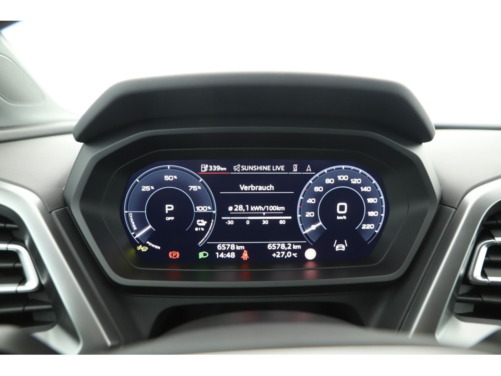 Audi - Q4 e-tron_10