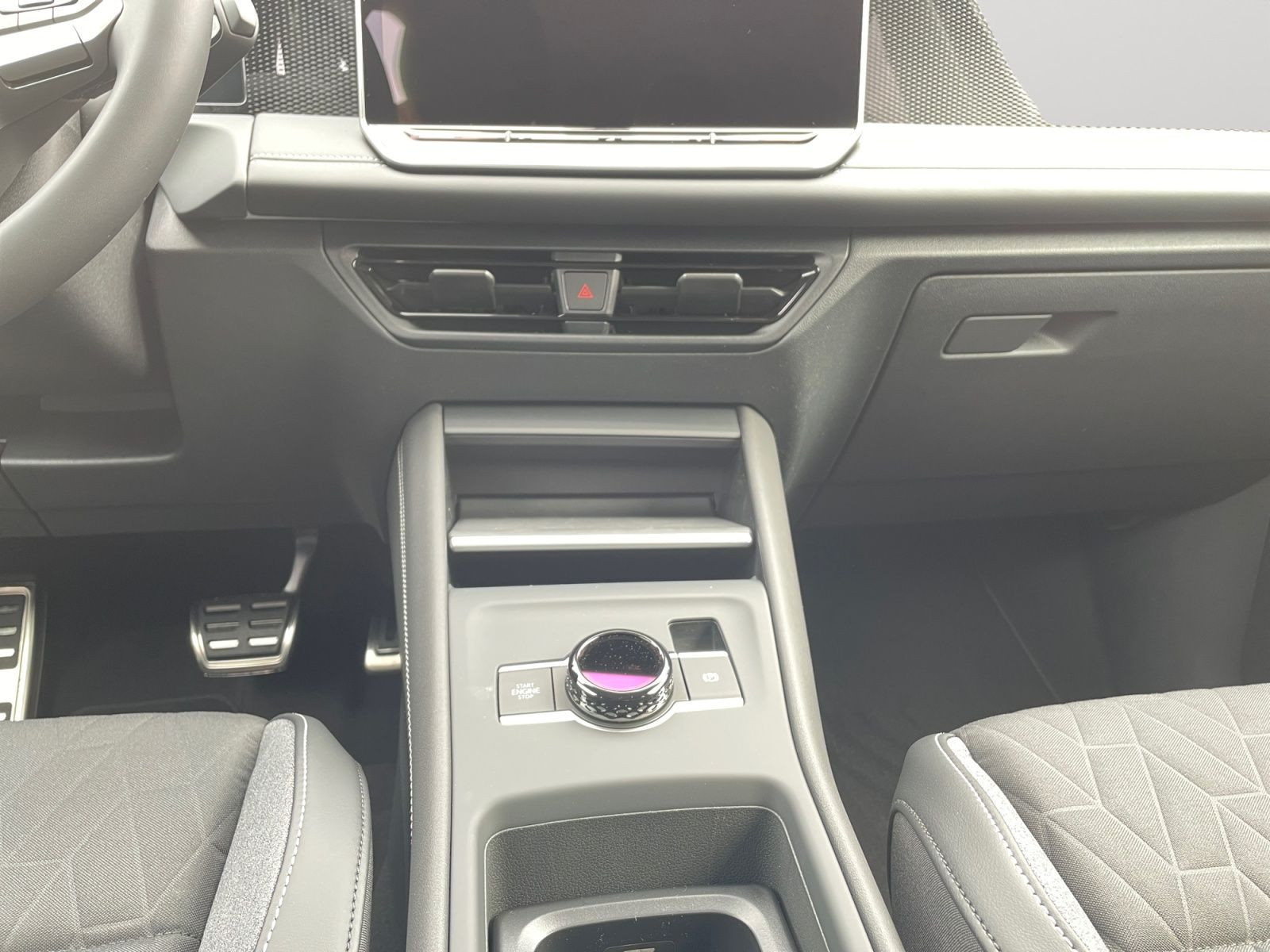 Volkswagen - Tiguan_12