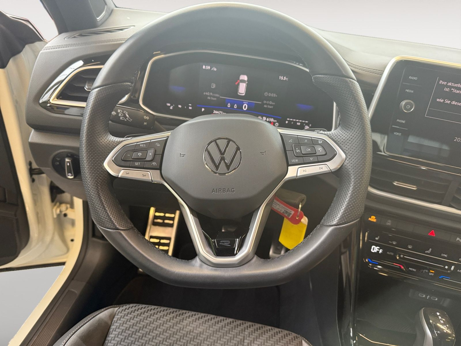 Volkswagen - T-Roc Cabriolet_13