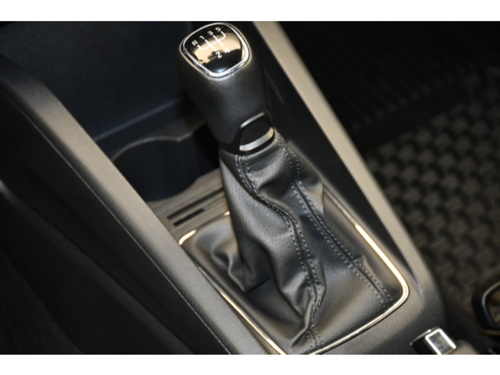Škoda - Fabia_6