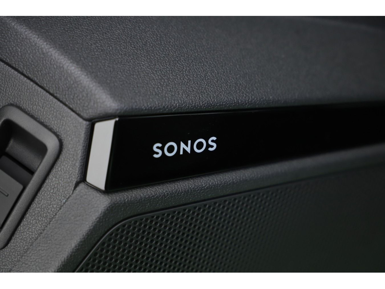 Audi - RS 3 Limousine_8