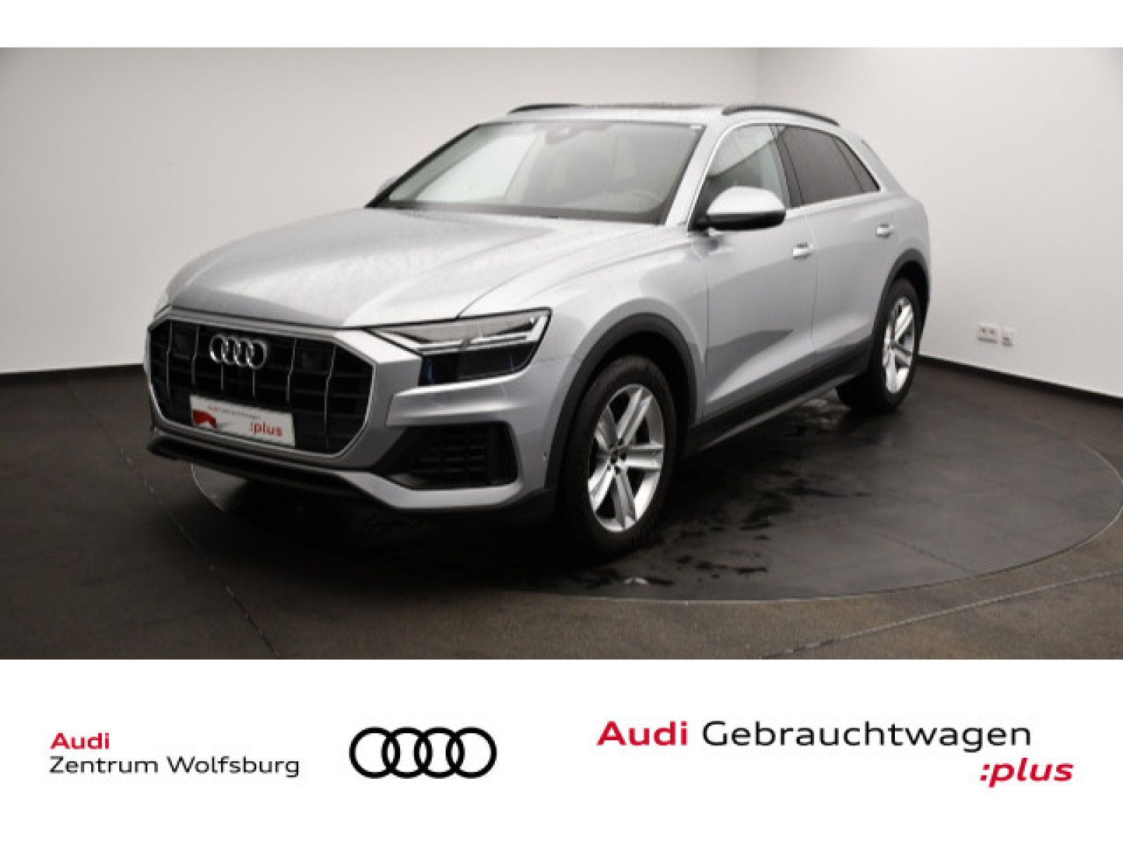 Audi - Q8_1