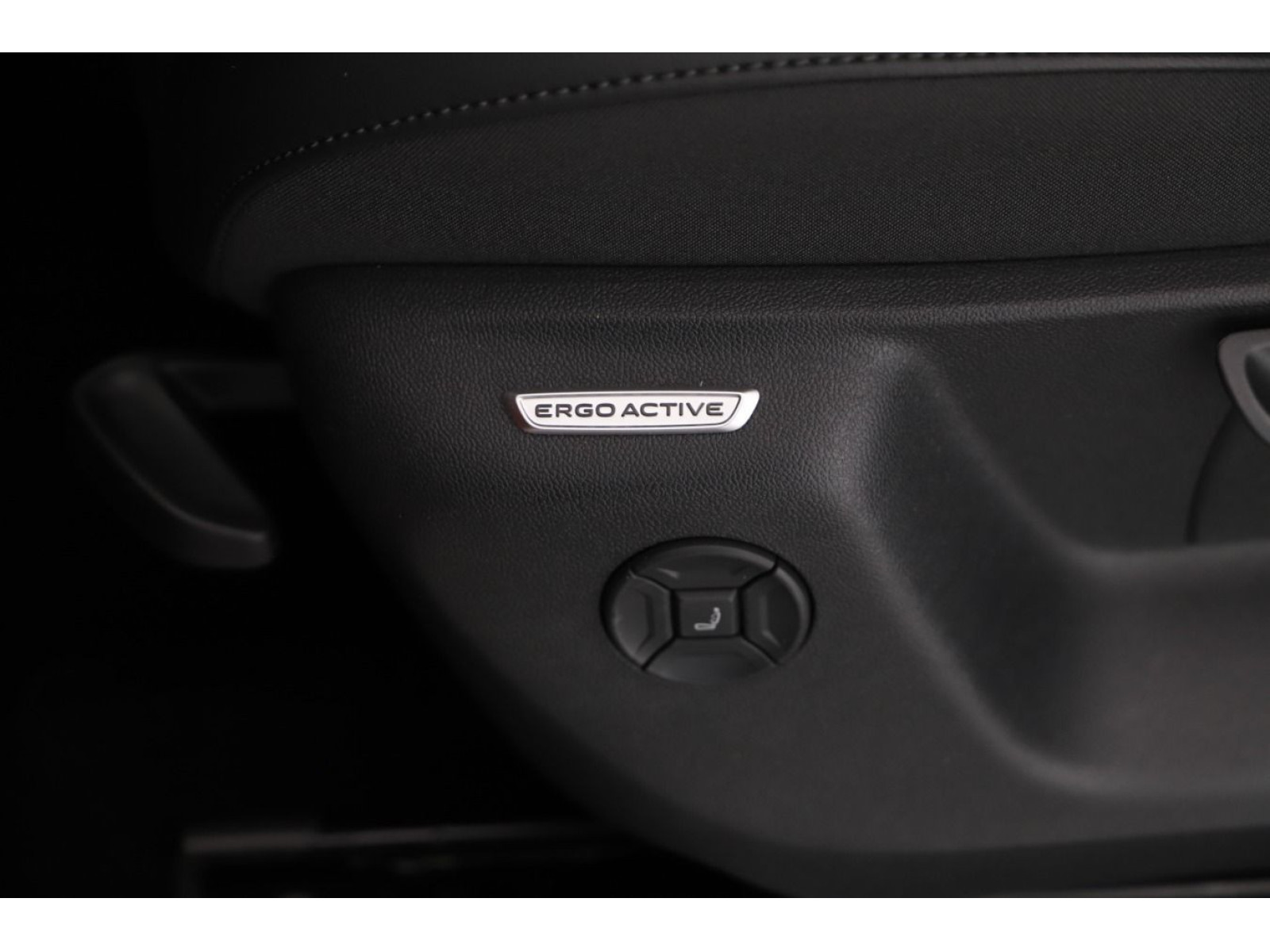 Volkswagen - Tiguan_9