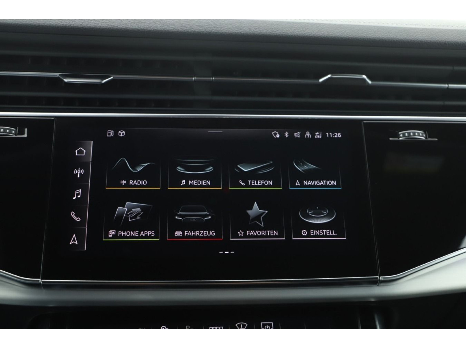 Audi - Q7_13