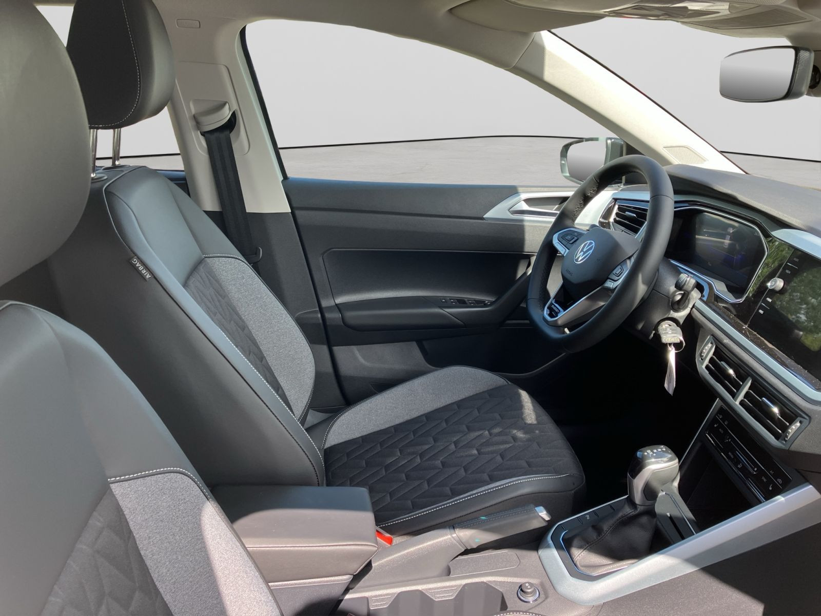Volkswagen - Polo_21