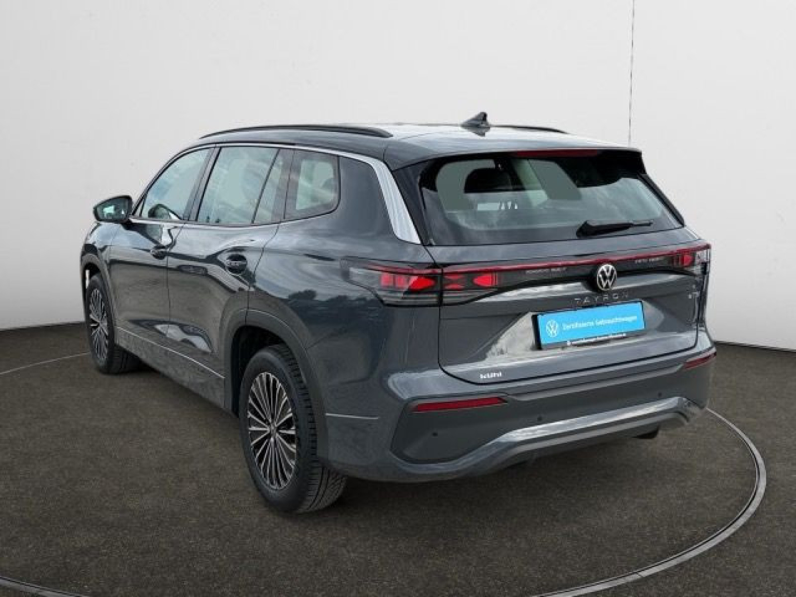 Volkswagen - Tayron_5