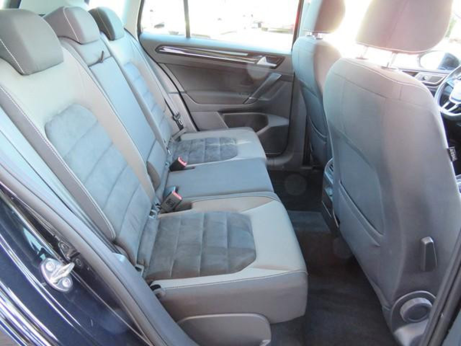 Volkswagen - Golf Sportsvan_14