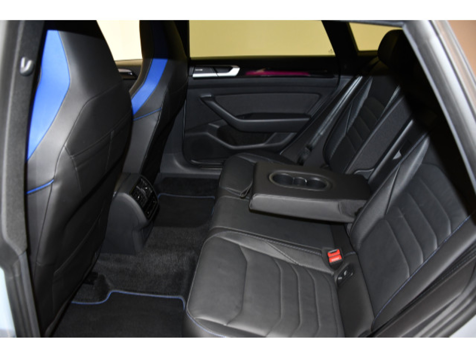 Volkswagen - Arteon Shooting Brake_10