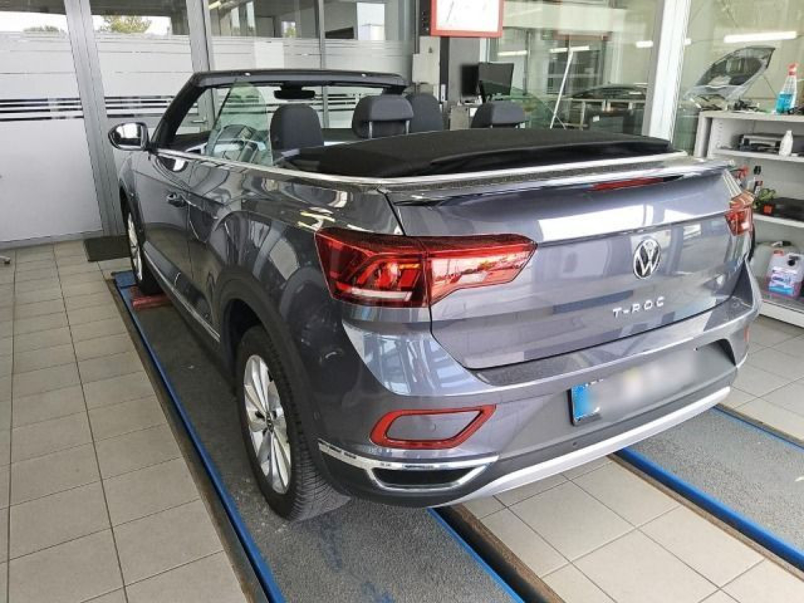 Volkswagen - T-Roc Cabriolet_4