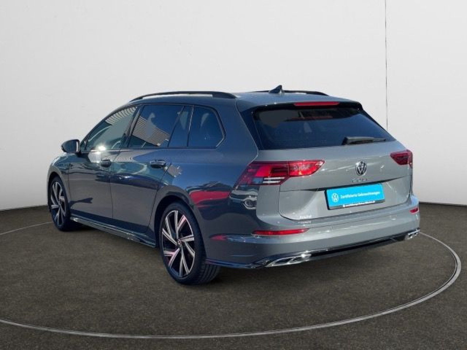 Volkswagen - Golf Variant_3