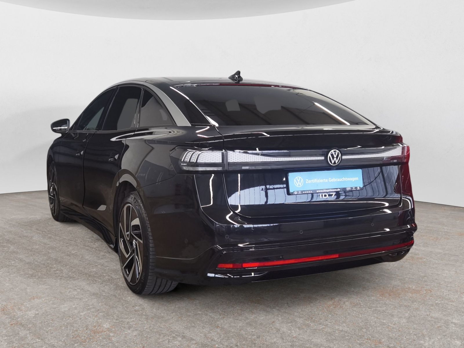 diagonalansicht-hinten-aussen