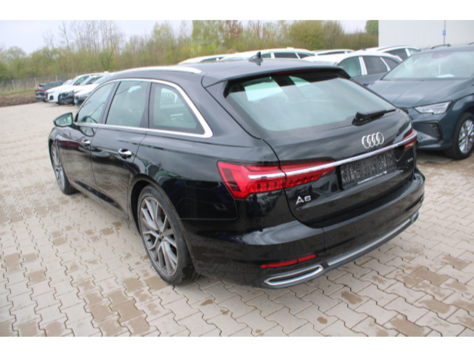 diagonalansicht-hinten-aussen