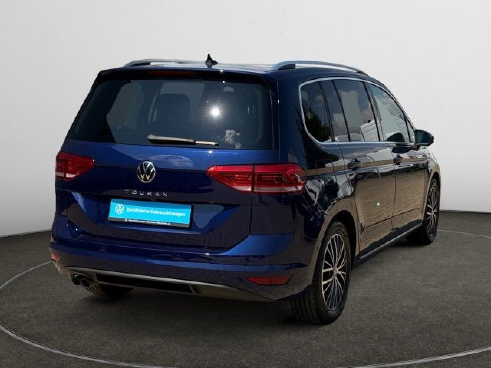 Volkswagen - Touran_7