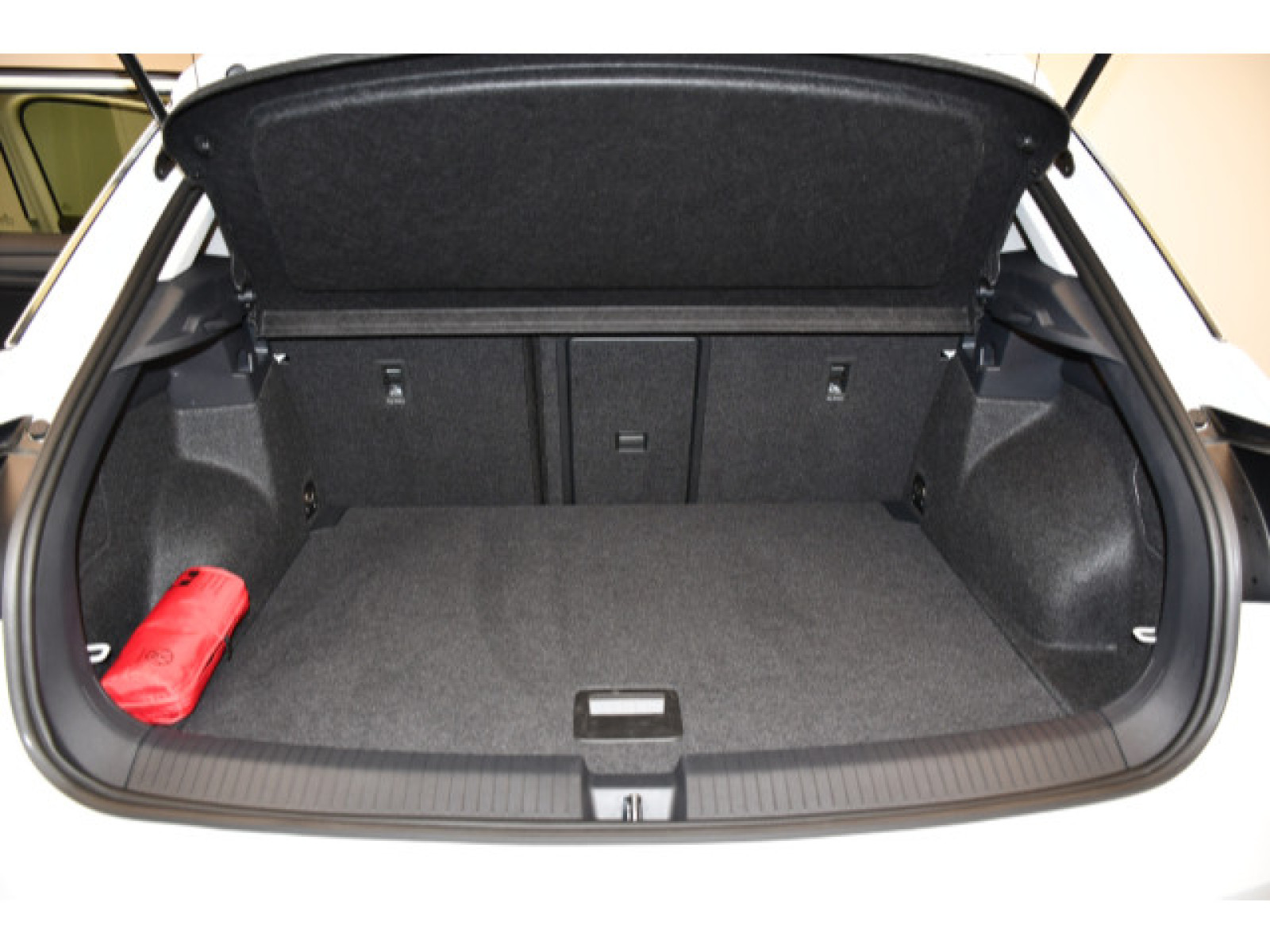 Volkswagen - T-Roc_10