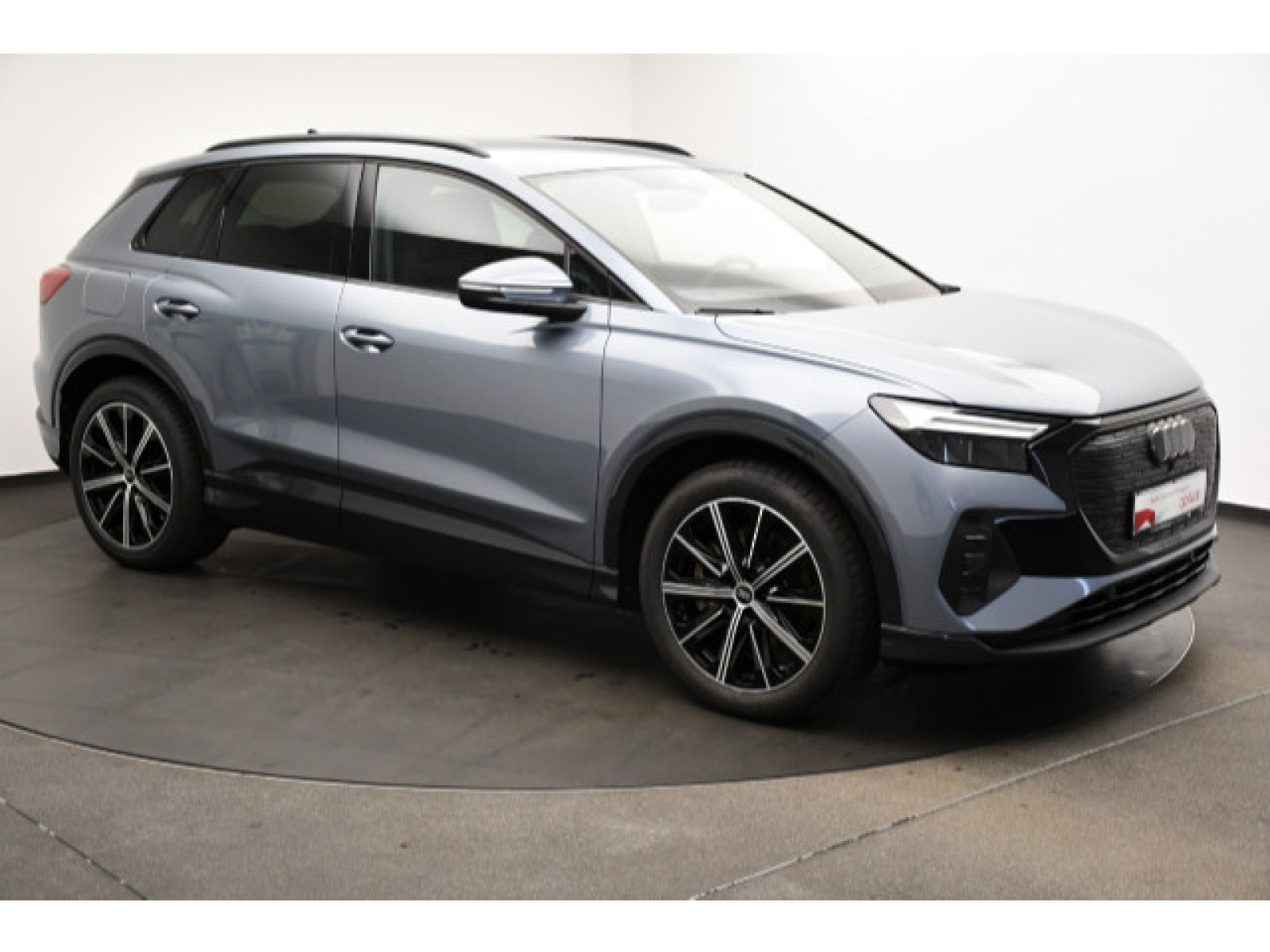 Audi - Q4 e-tron_16