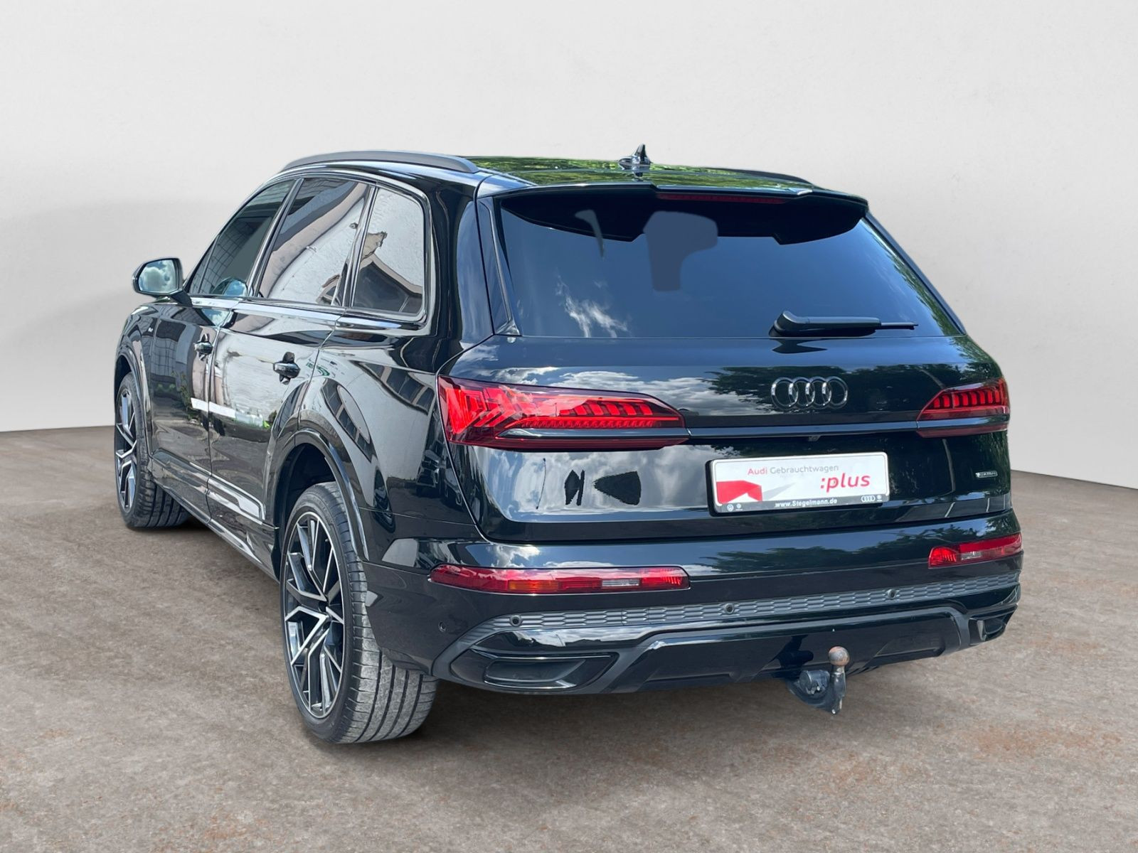 Audi - Q7_4