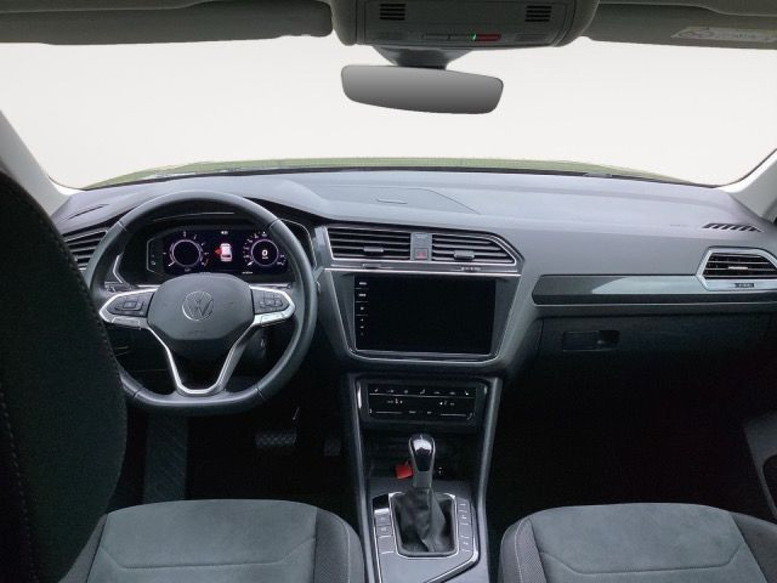 Volkswagen - Tiguan_10