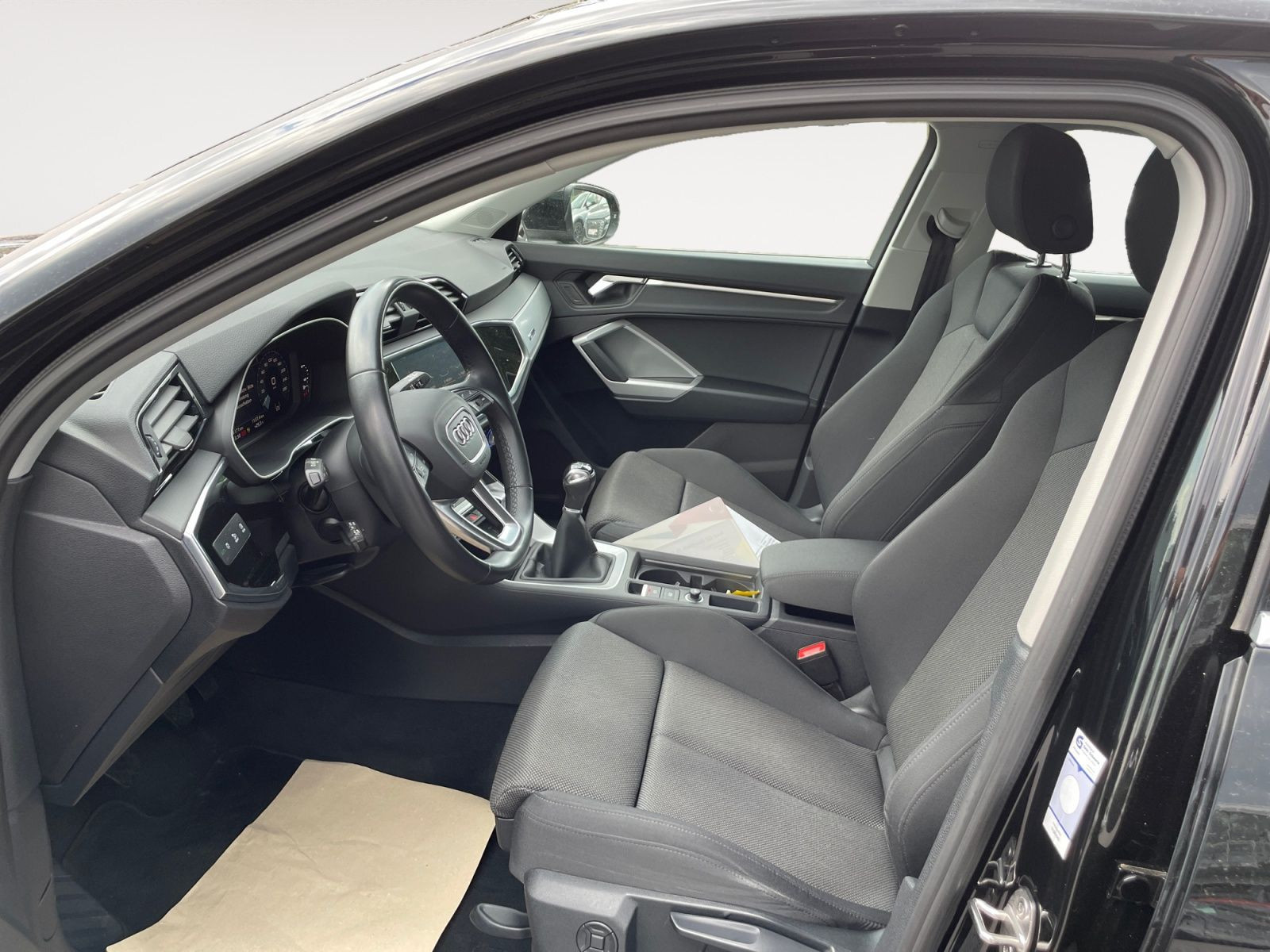 Audi - Q3 Sportback_10