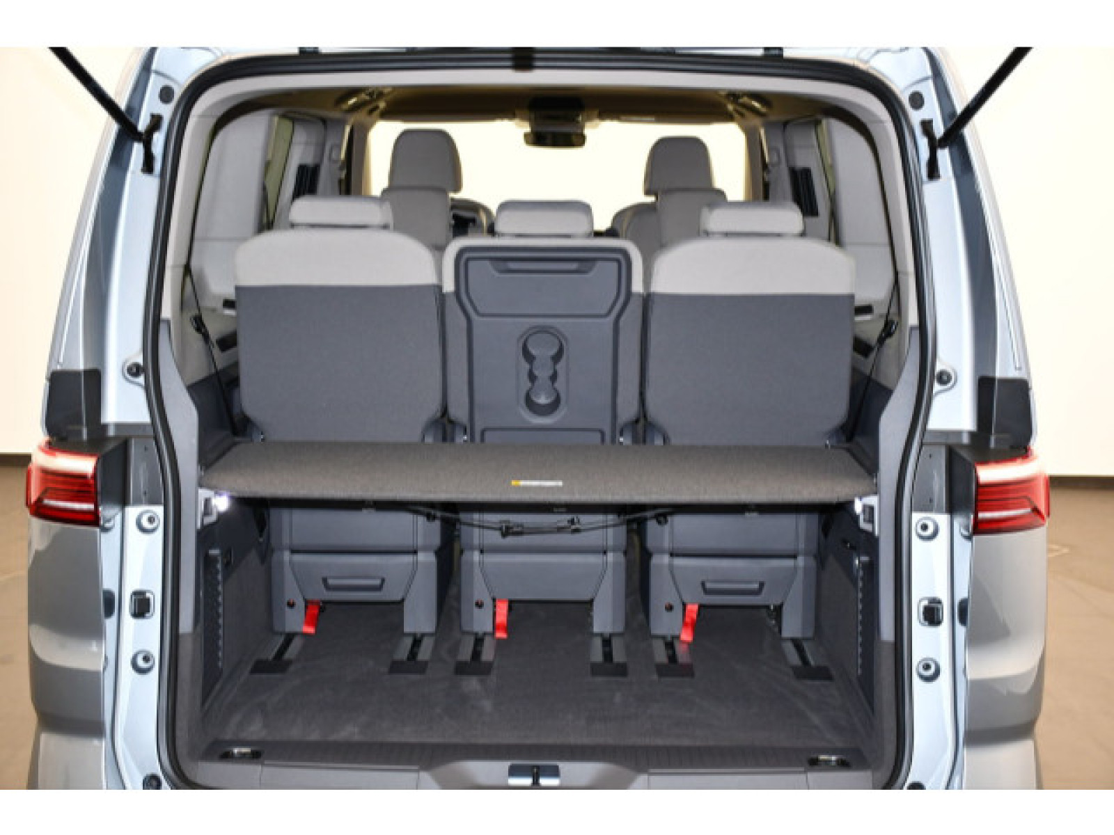 Volkswagen - T7 Multivan_12