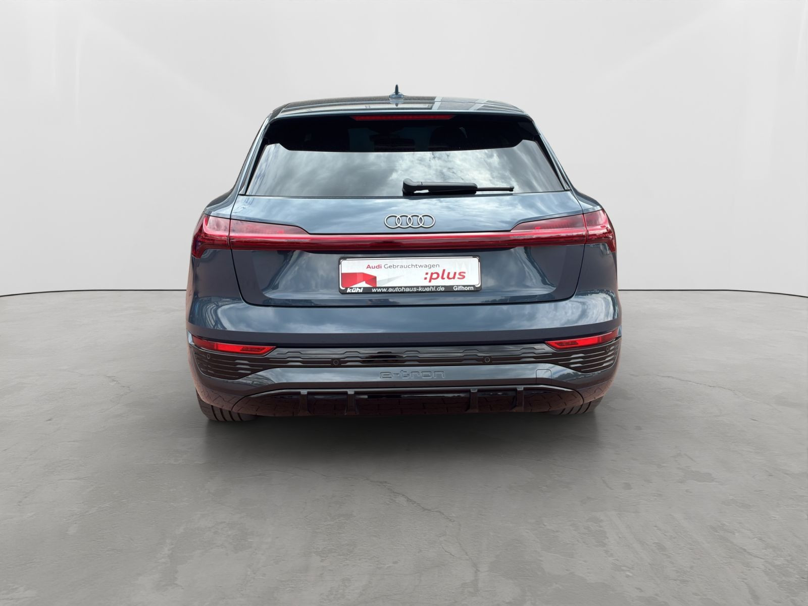 Audi - Q8 e-tron_7