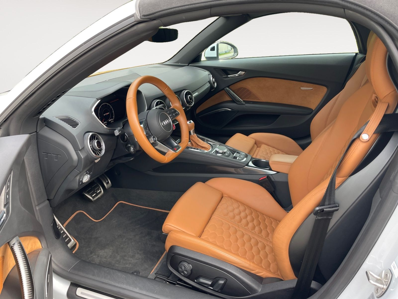 Audi - TT RS Roadster_10