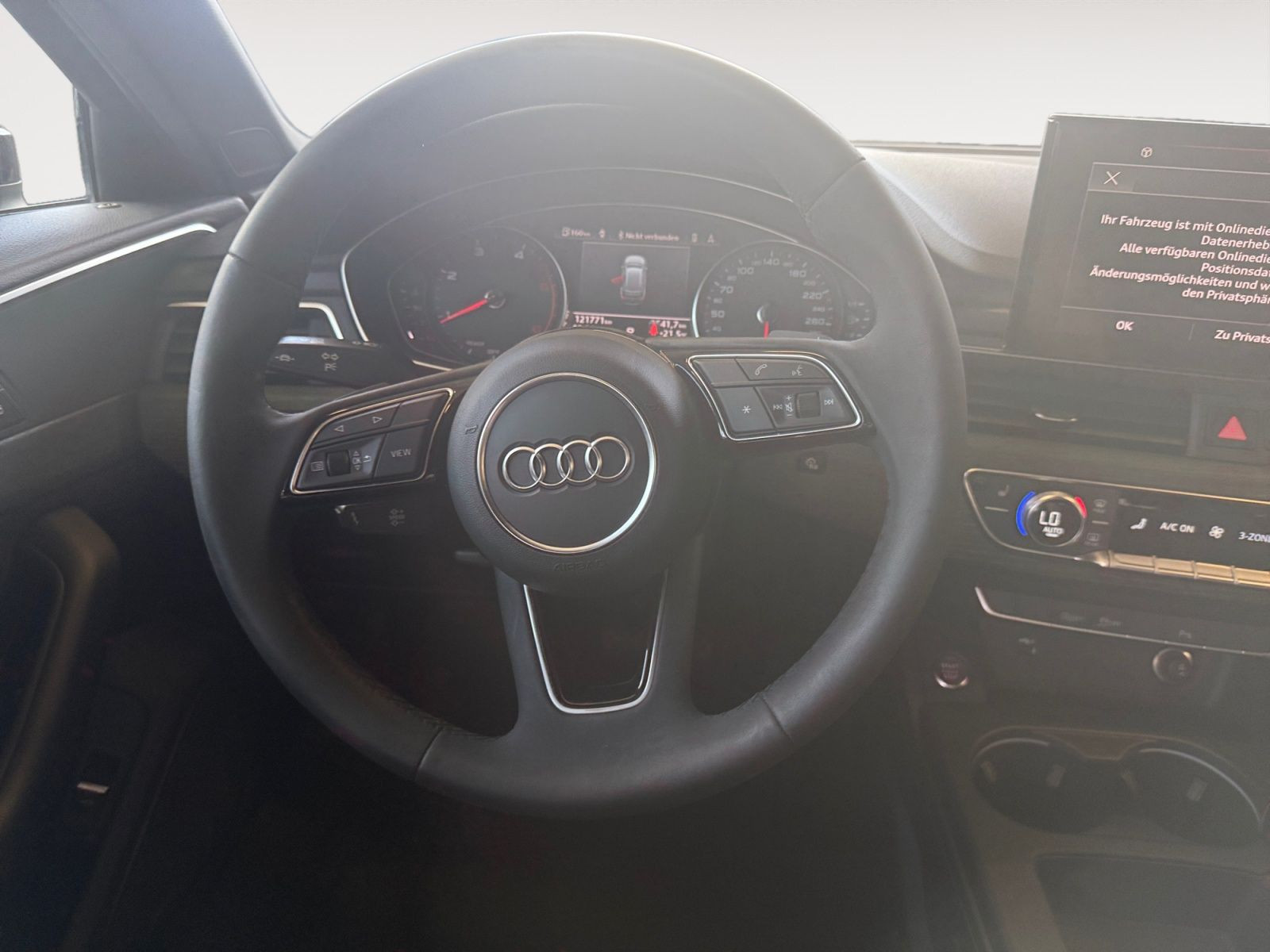 Audi - A4 Avant_13