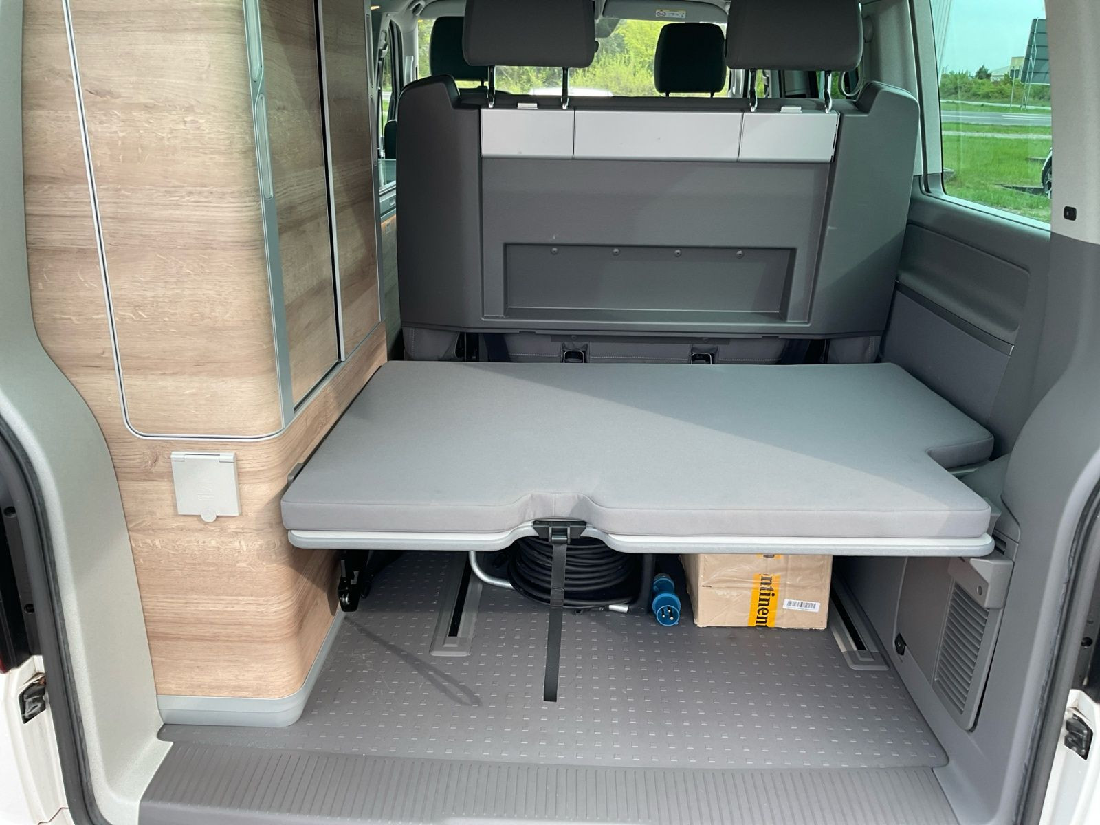 Volkswagen - T6.1 California_16