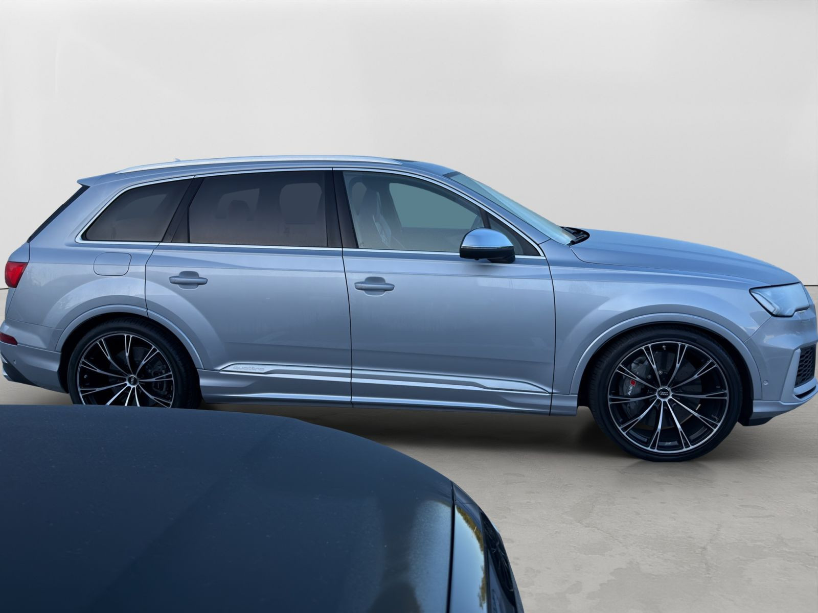 Audi - SQ7_7