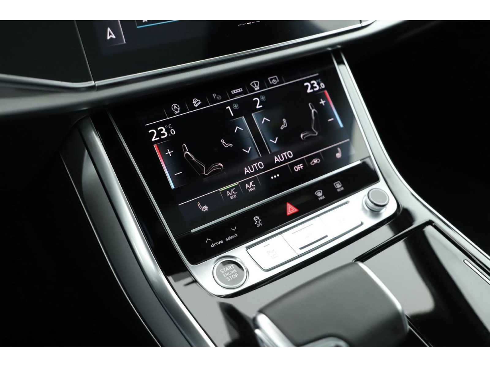 Audi - Q7_14