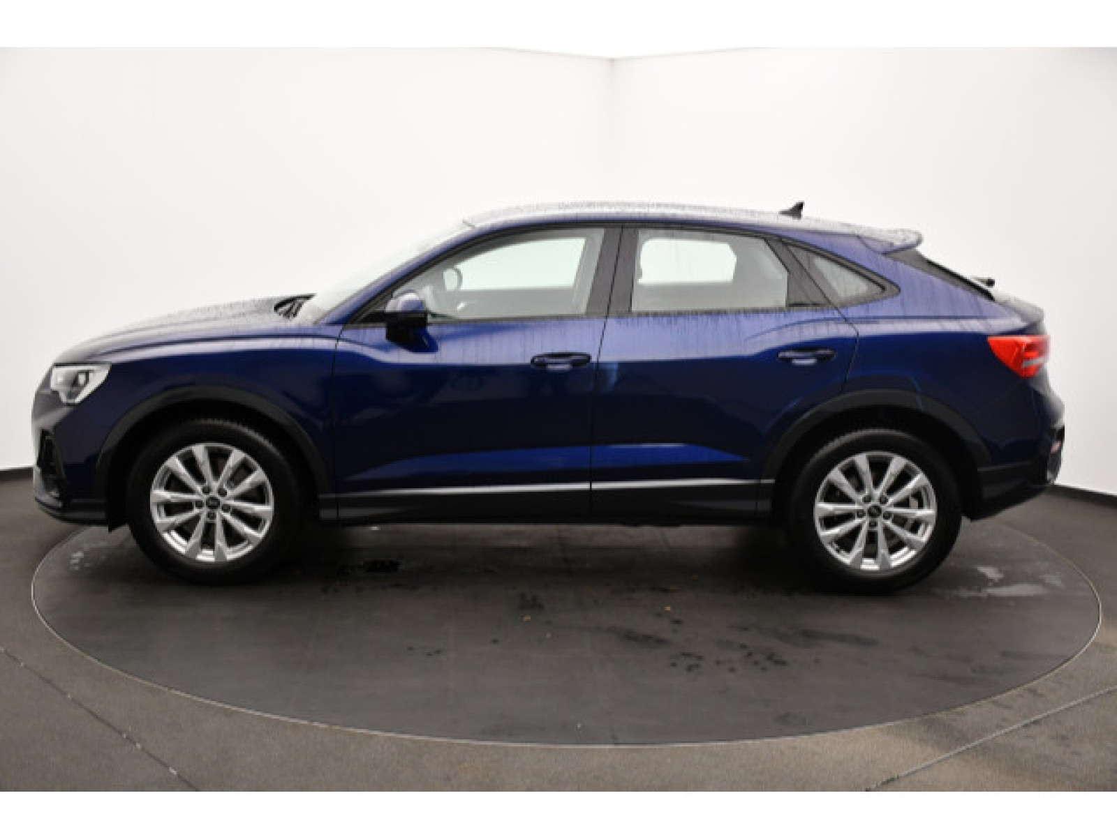 Audi - Q3 Sportback_15