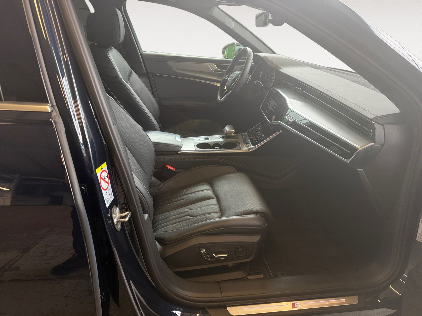 Audi - S6 Avant_16
