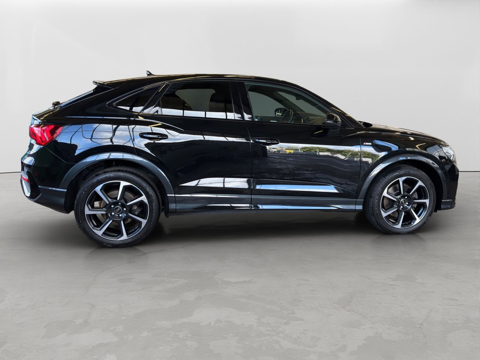 Audi - Q3 Sportback_6