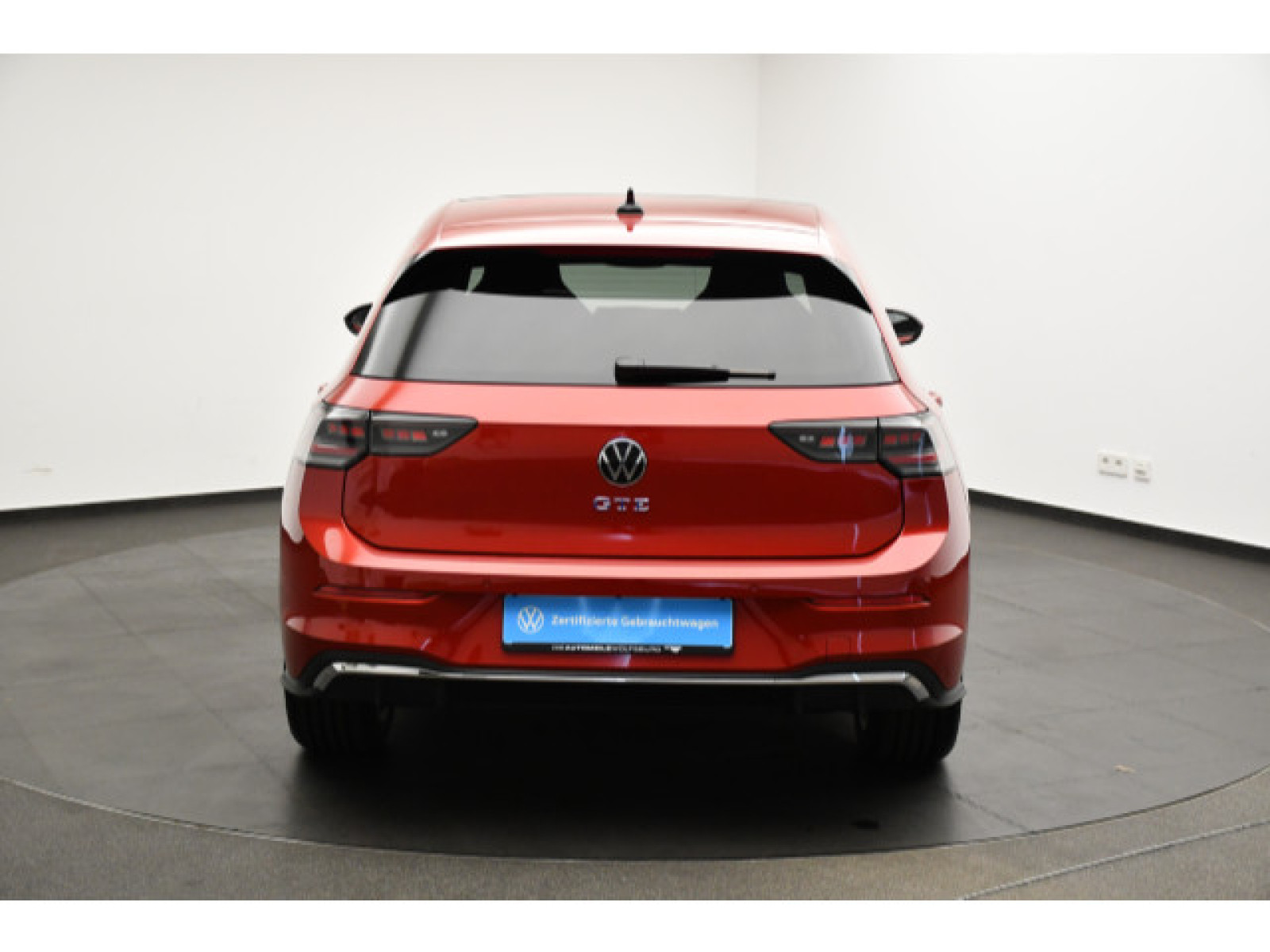 Volkswagen - Golf_21