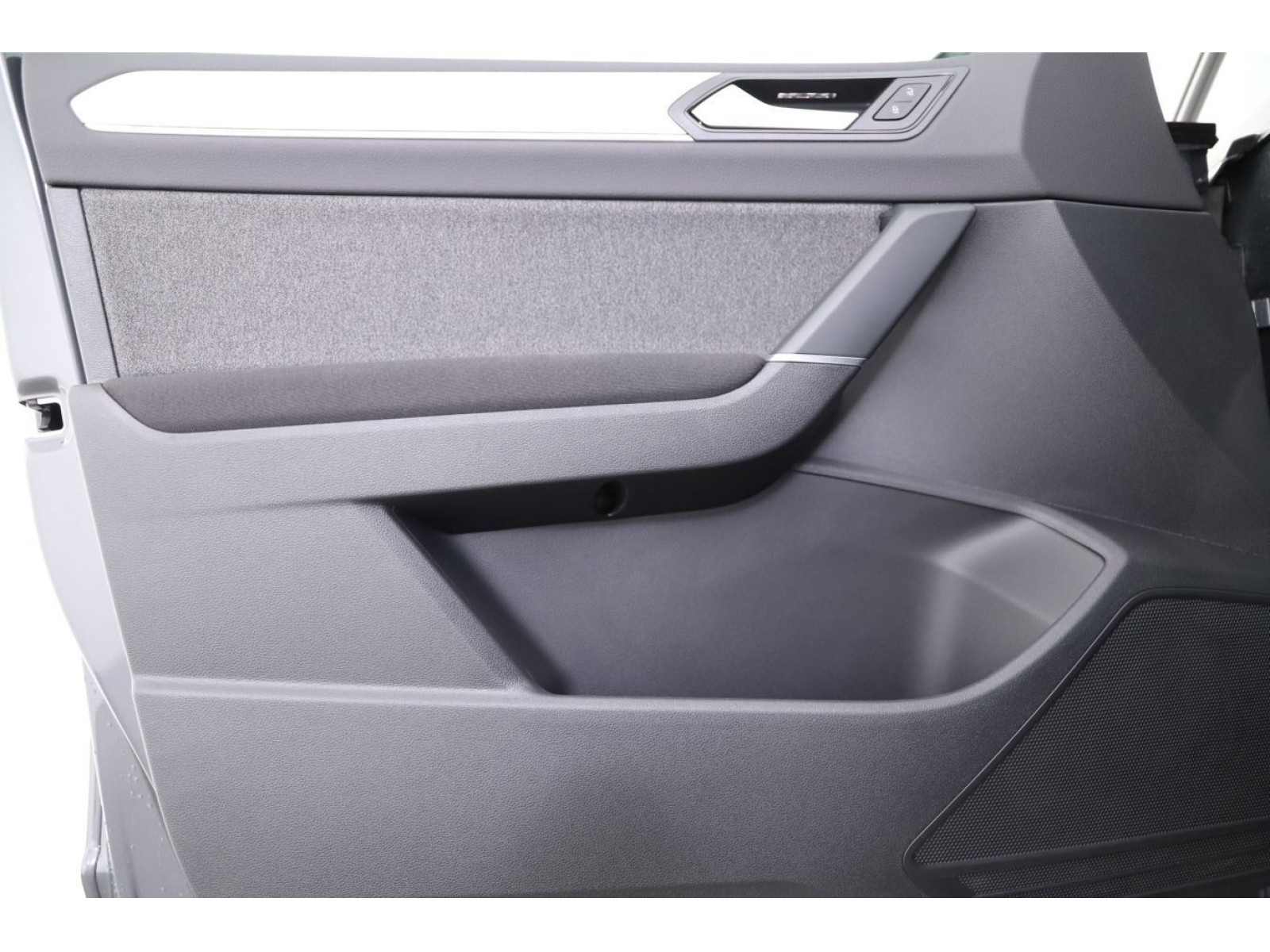 Volkswagen - Touran_13