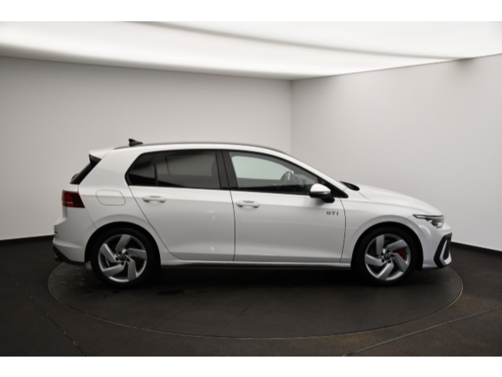 Volkswagen - Golf GTI_17