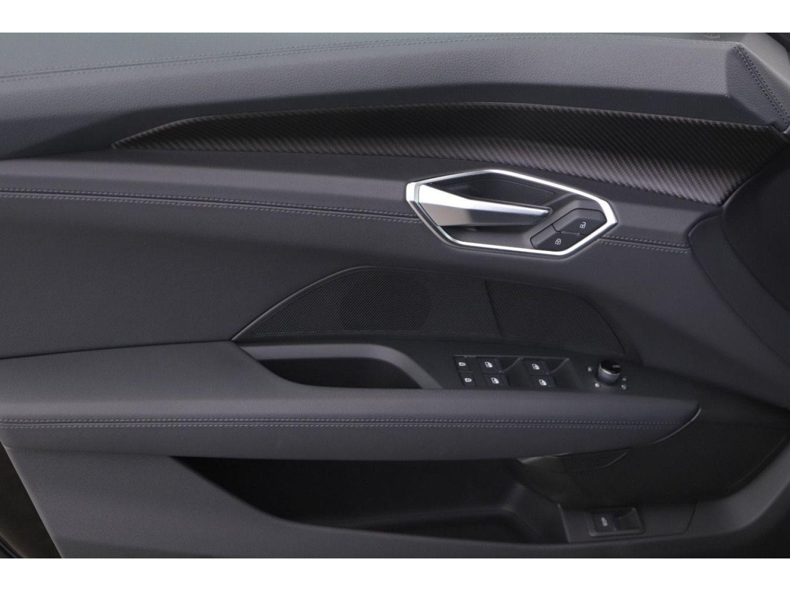 Audi - e-tron GT quattro_13