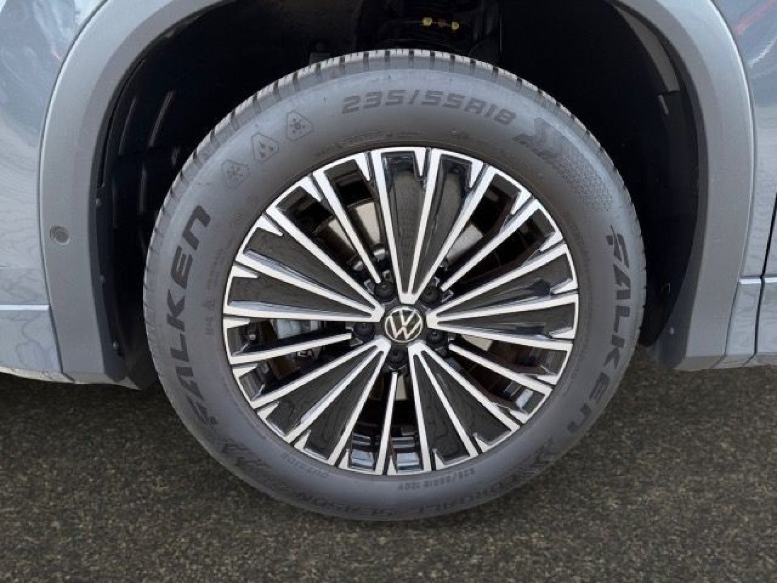 Volkswagen - Tayron_12