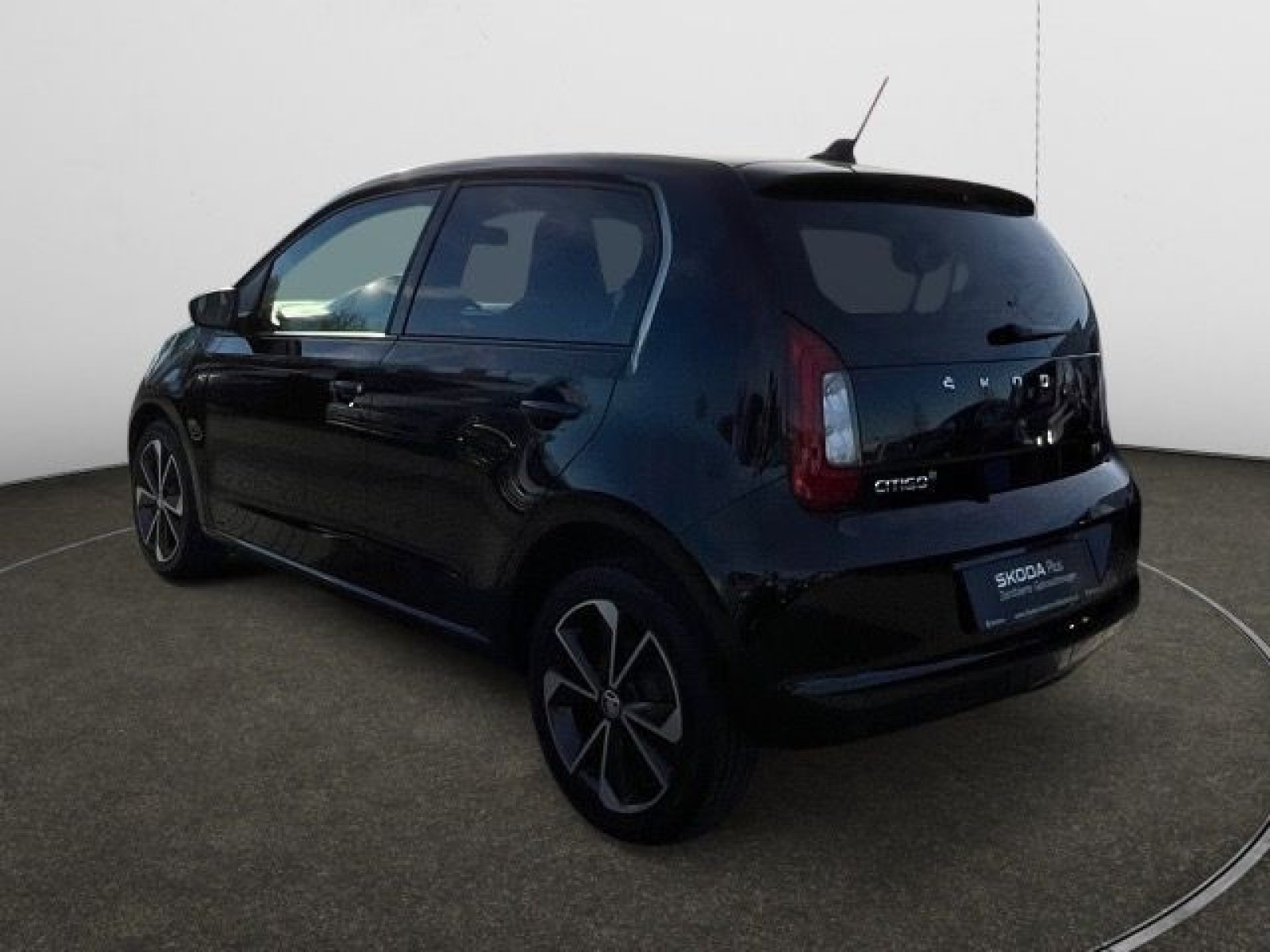 diagonalansicht-hinten-aussen