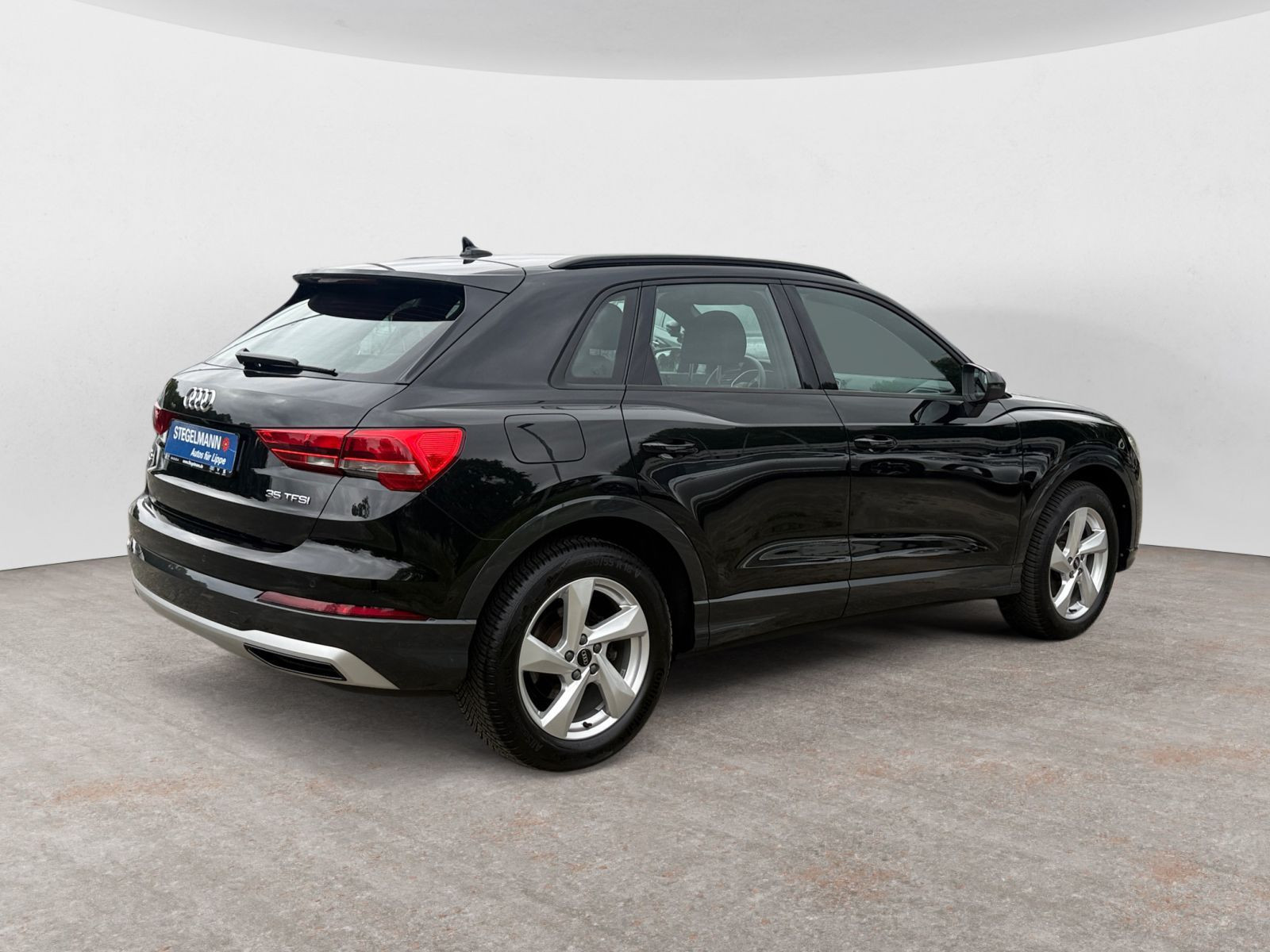 Audi - Q3_8