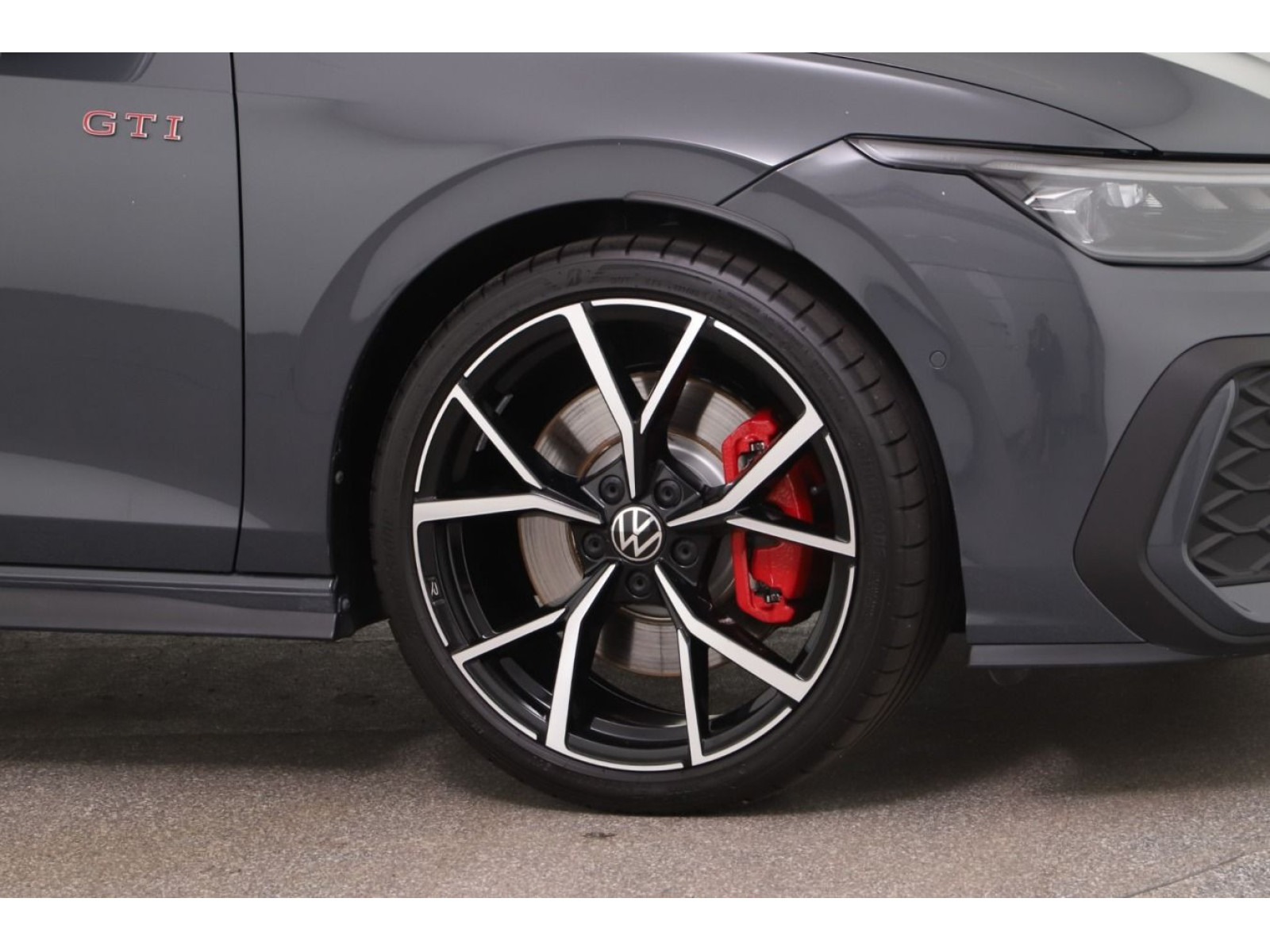 Volkswagen - Golf GTI_3