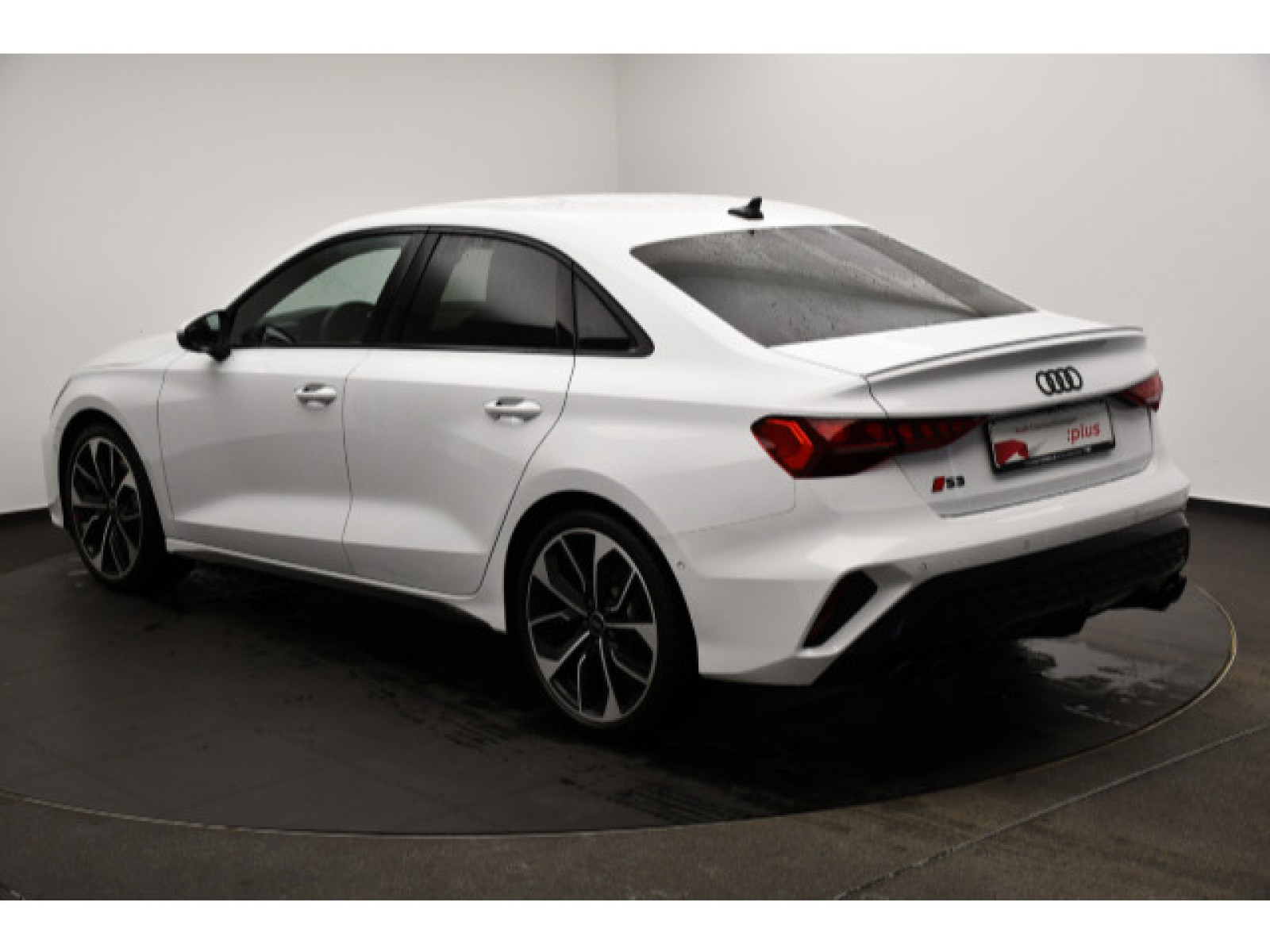 diagonalansicht-hinten-aussen