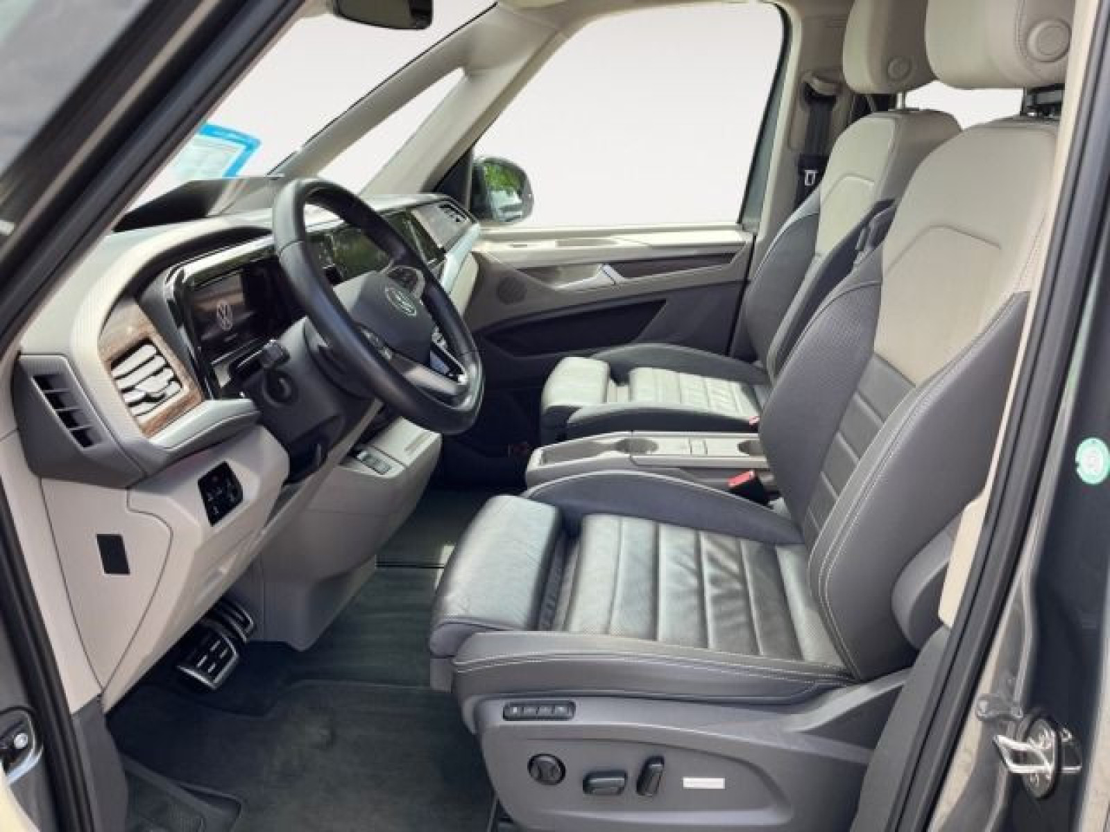 Volkswagen - T7 Multivan_10