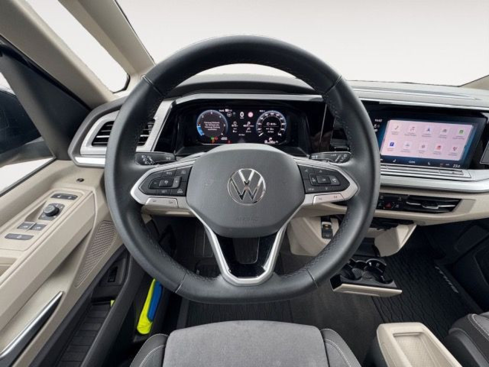 Volkswagen - T7 Multivan_13