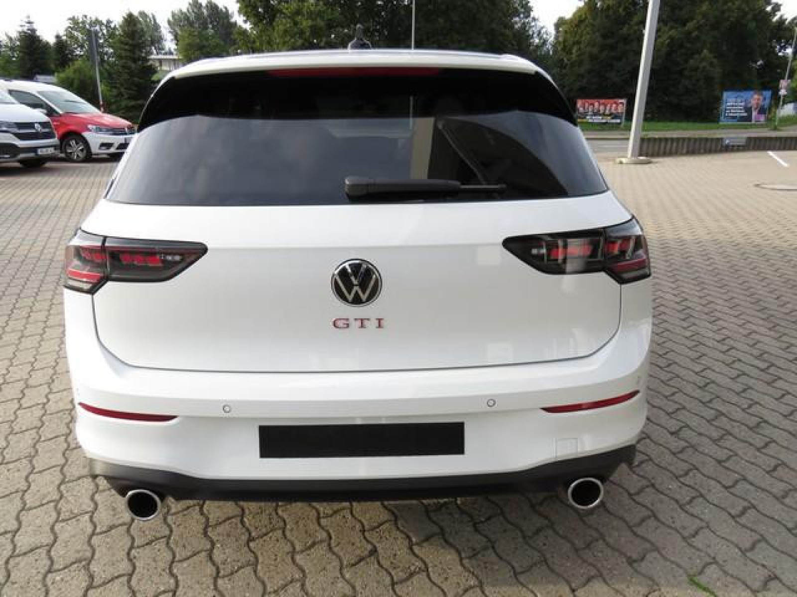 Volkswagen - Golf GTI_7