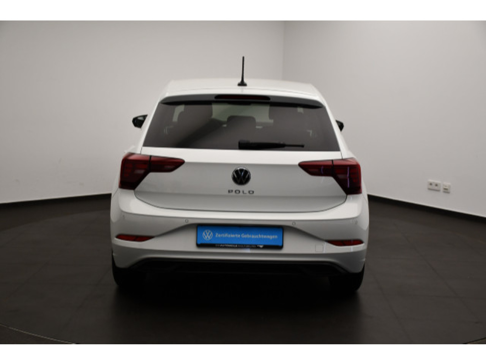 Volkswagen - Polo_17