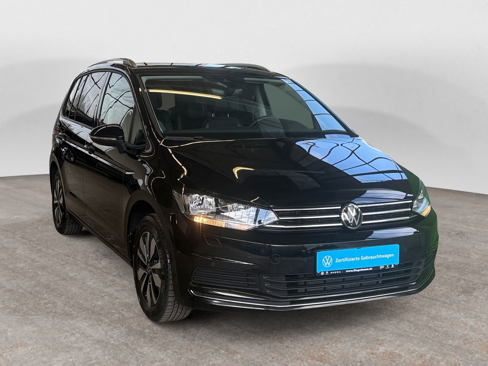 Volkswagen - Touran_8