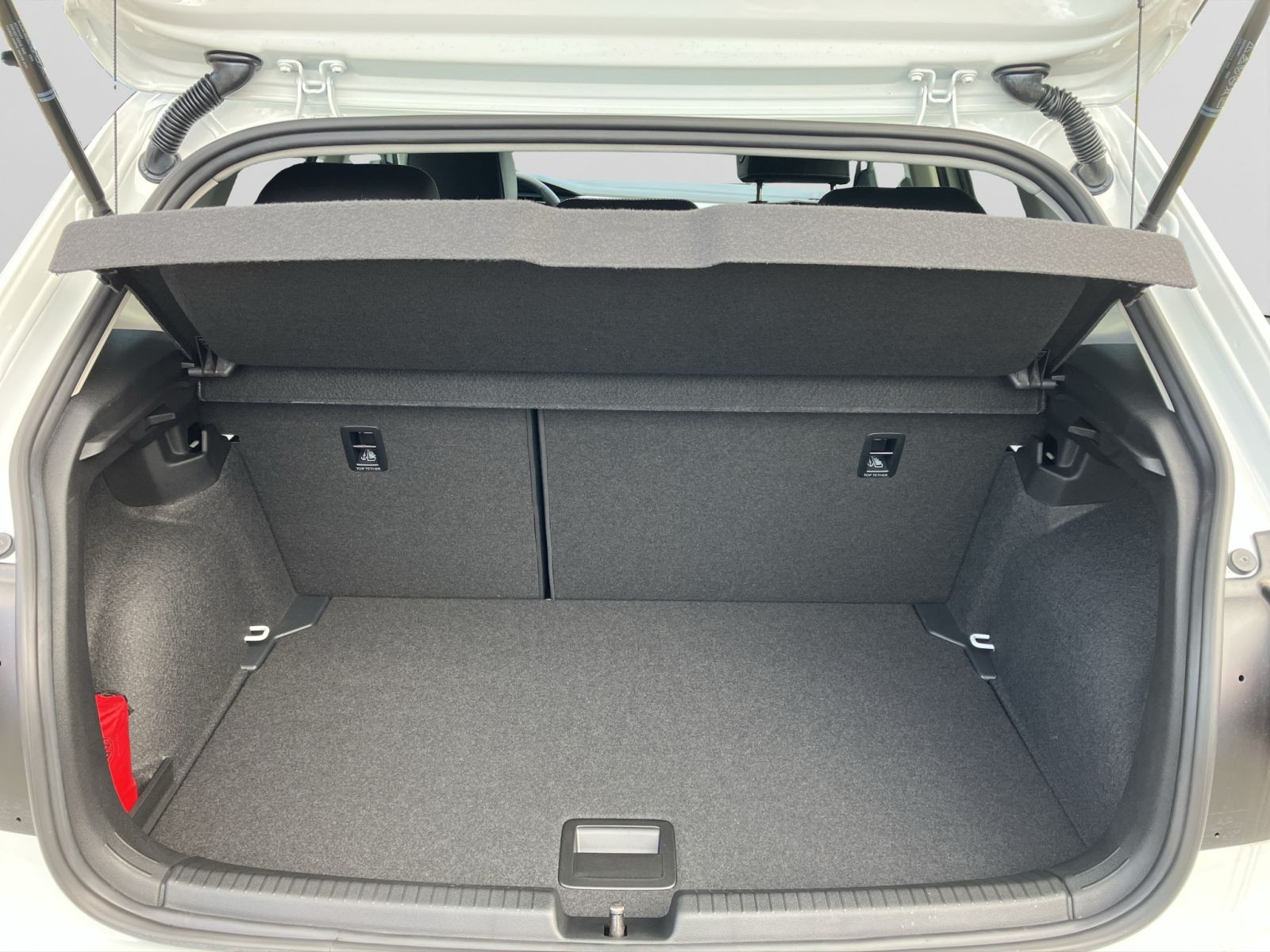 Volkswagen - Polo_18