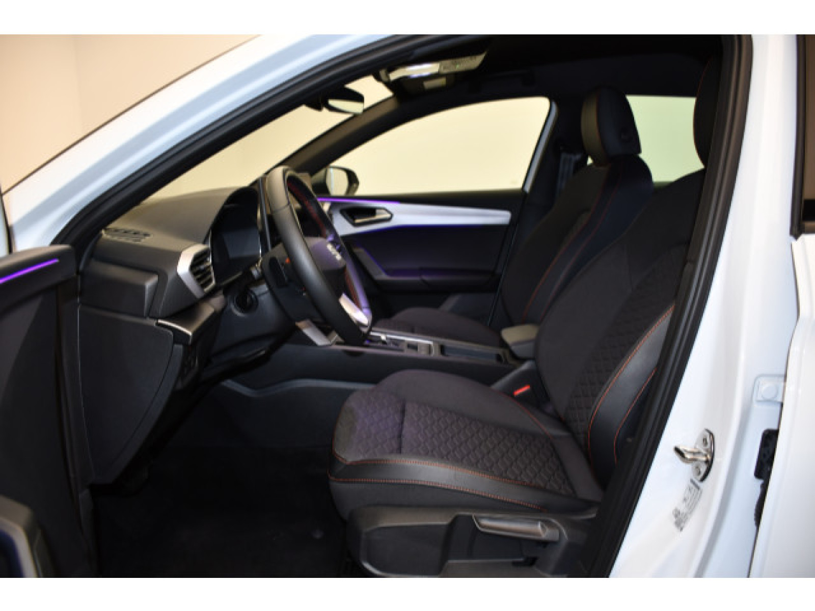 Seat - Leon_3