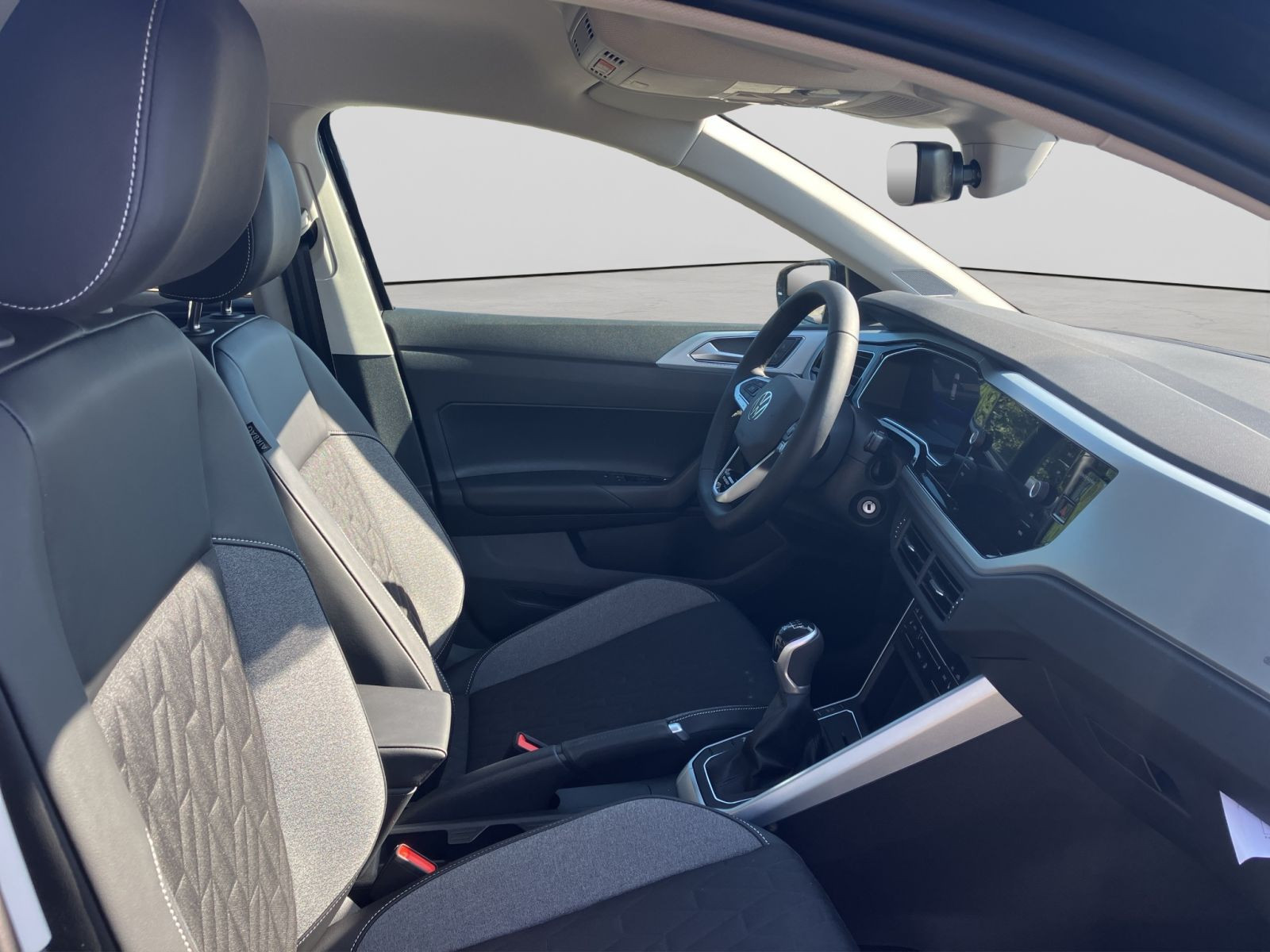 Volkswagen - Polo_21