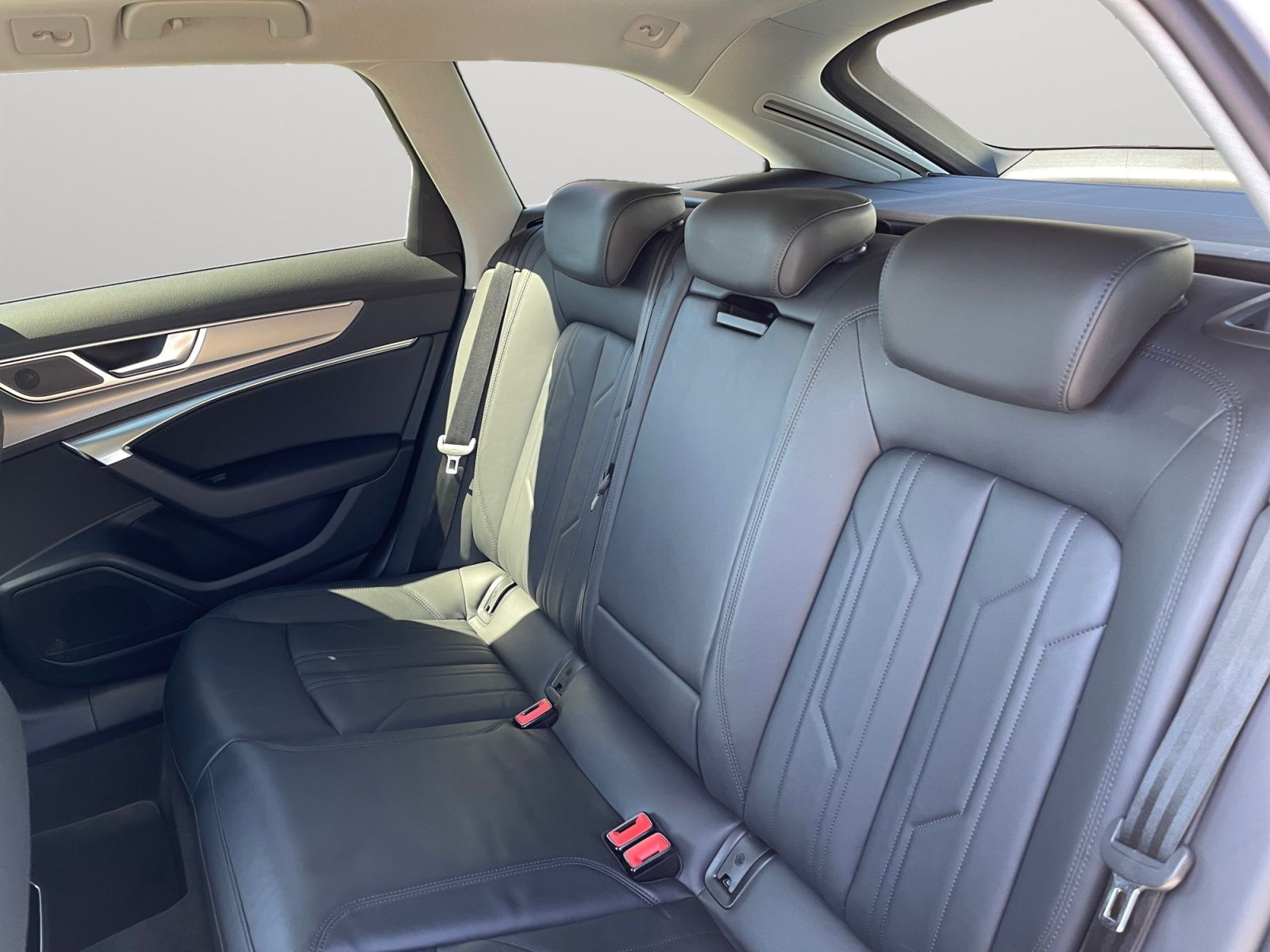 Audi - A6 Avant_13